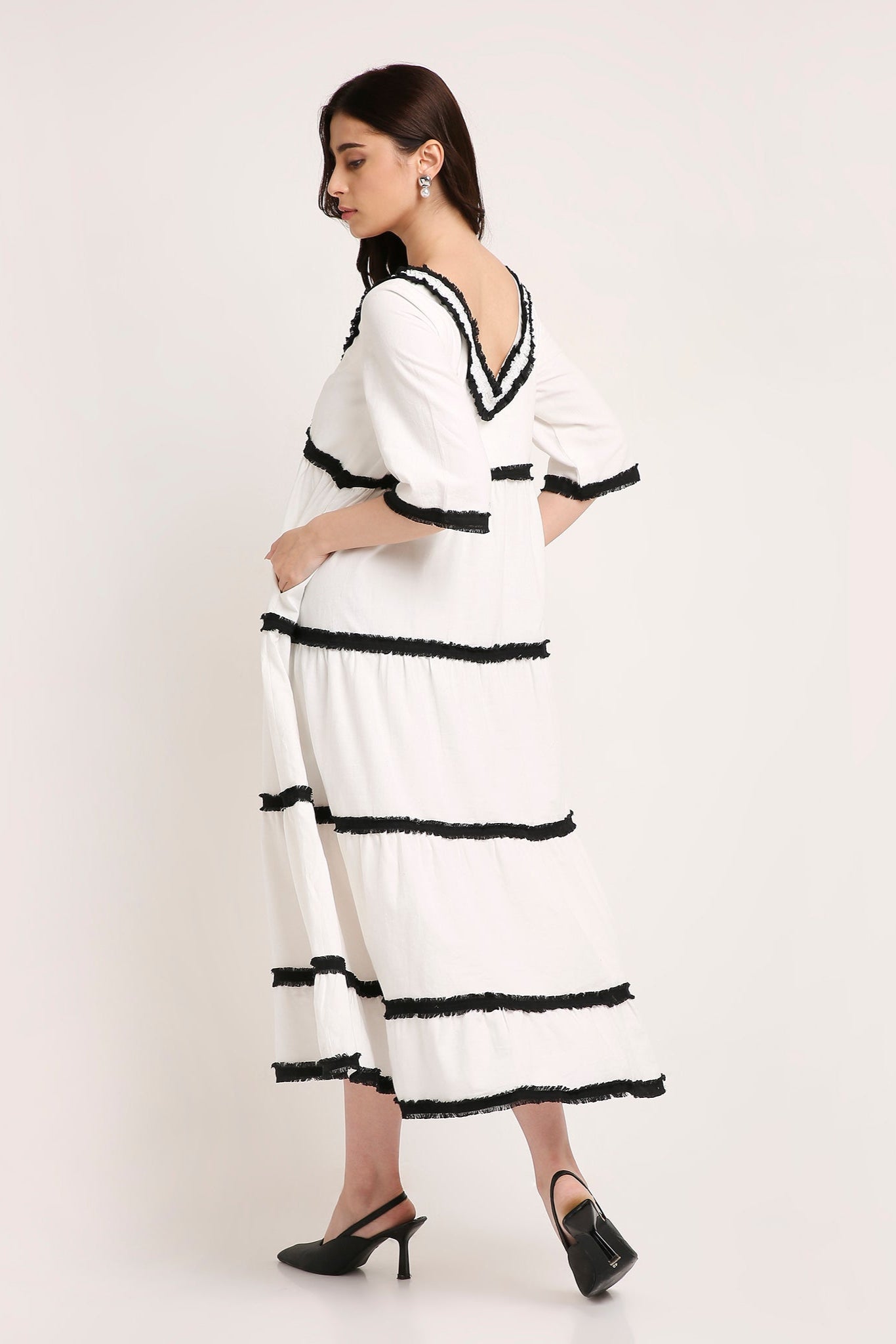 RUFFLED MONOCHROME MAXI DRESS