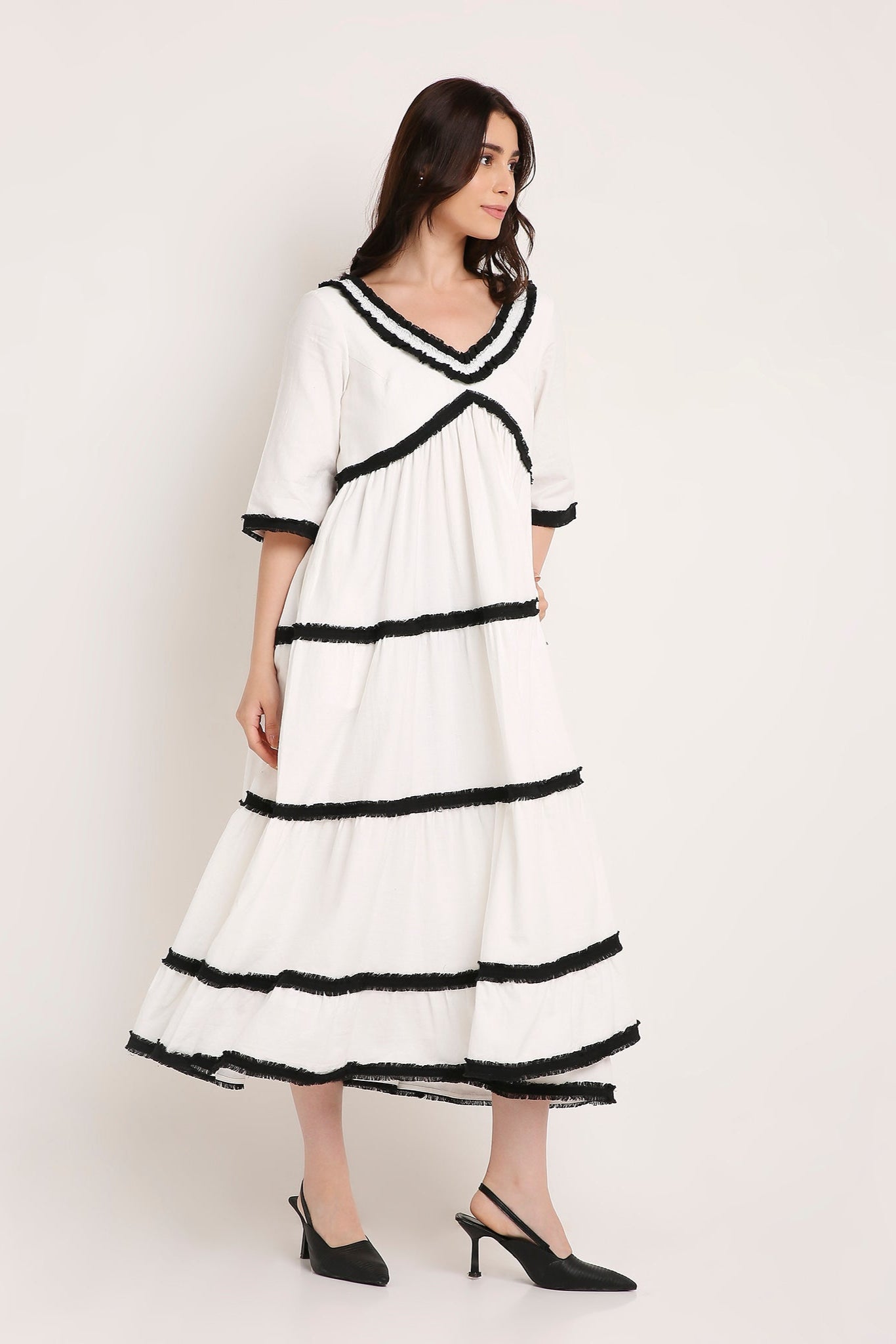 RUFFLED MONOCHROME MAXI DRESS