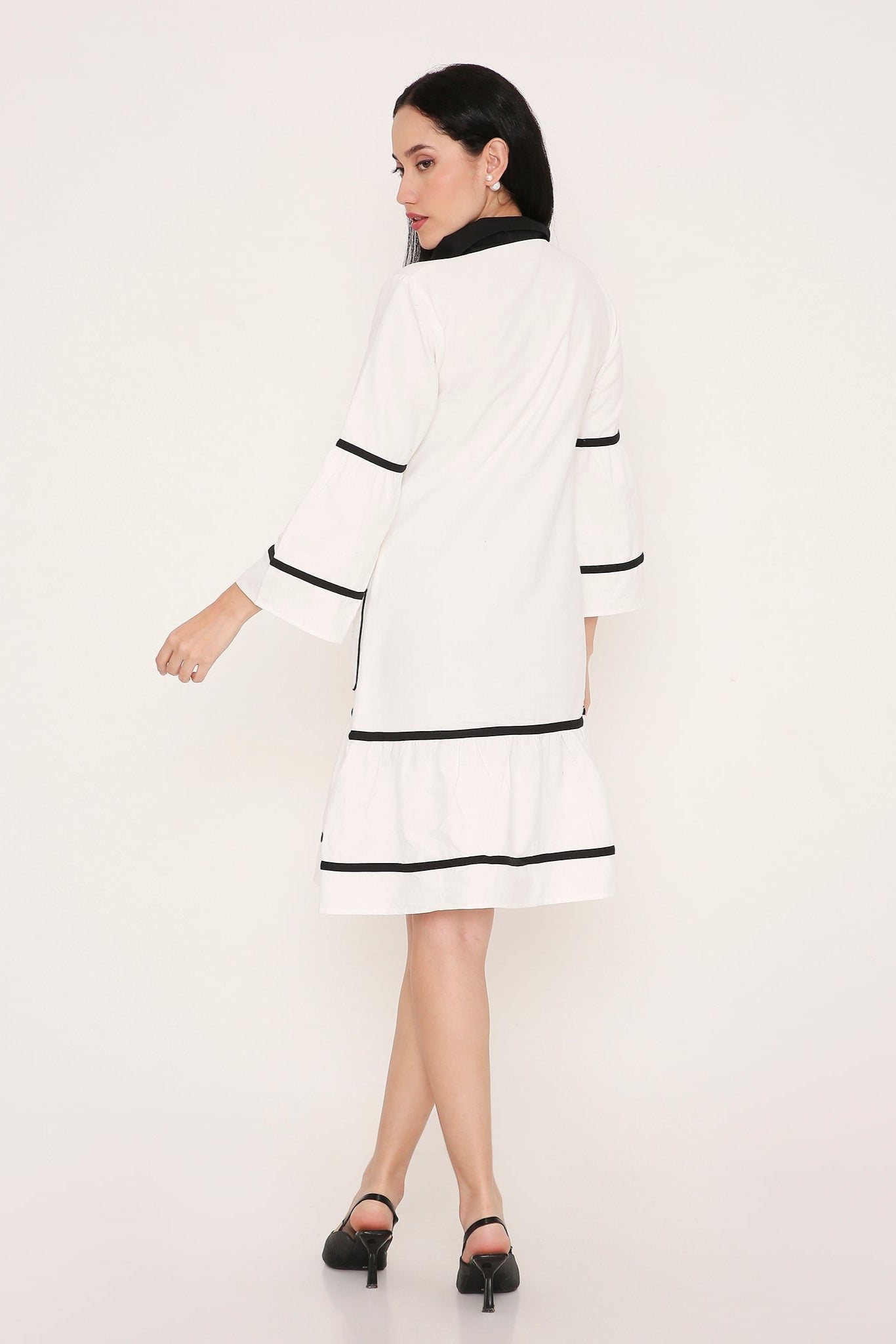 POP-COLLAR MONOCHROME MIDI DRESS