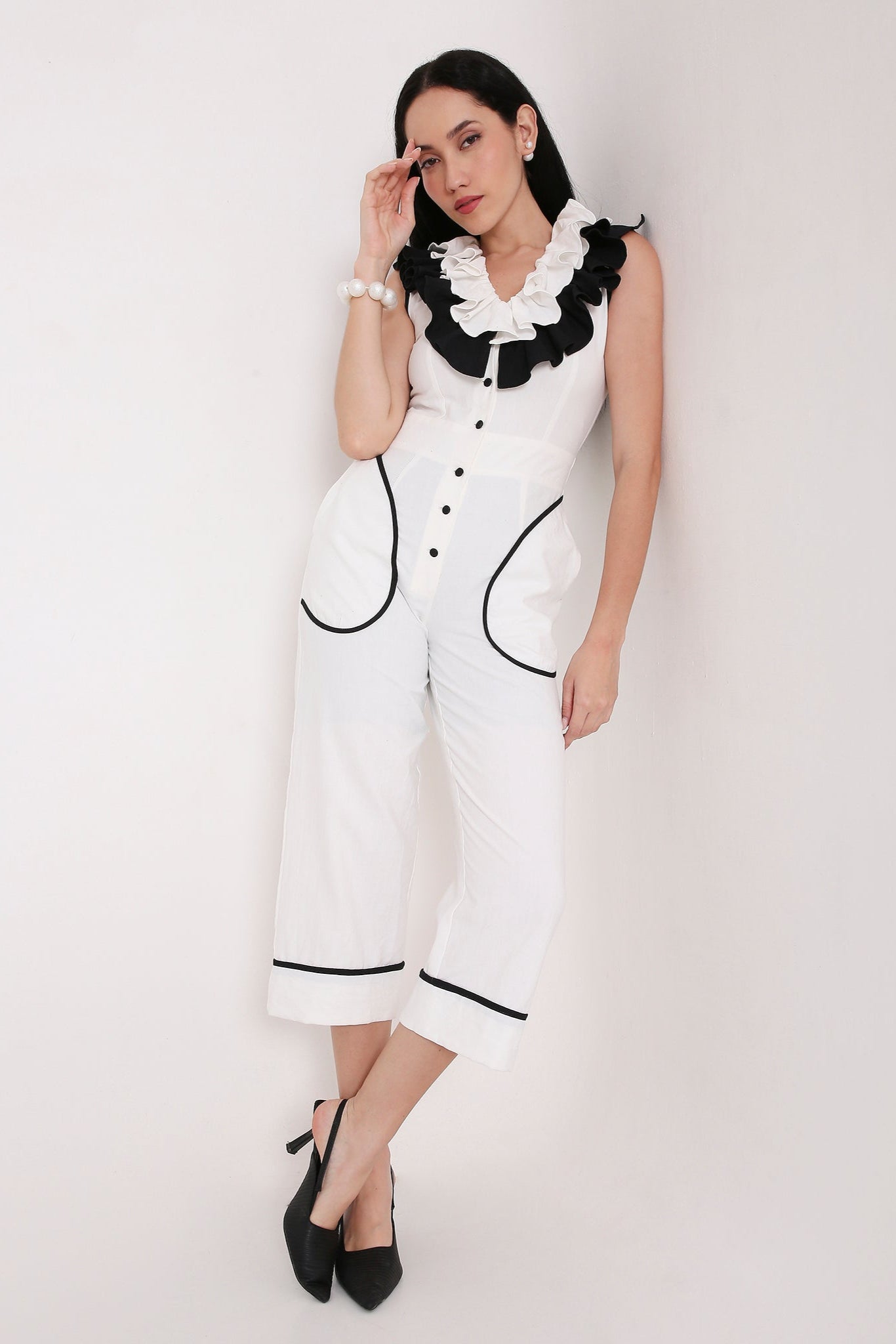 Ruffle-Edge Contrast Jumpsuit