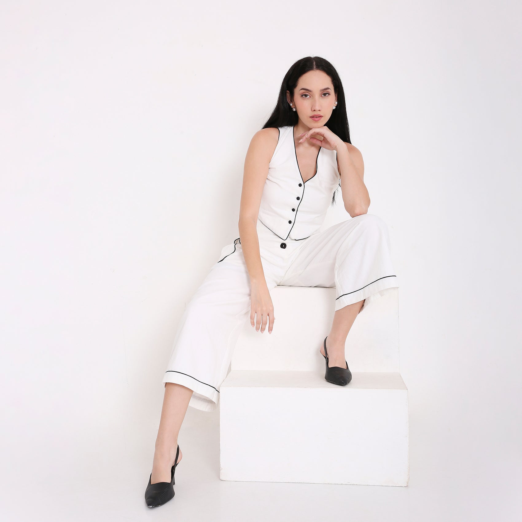 Cropped Piped Button Vest