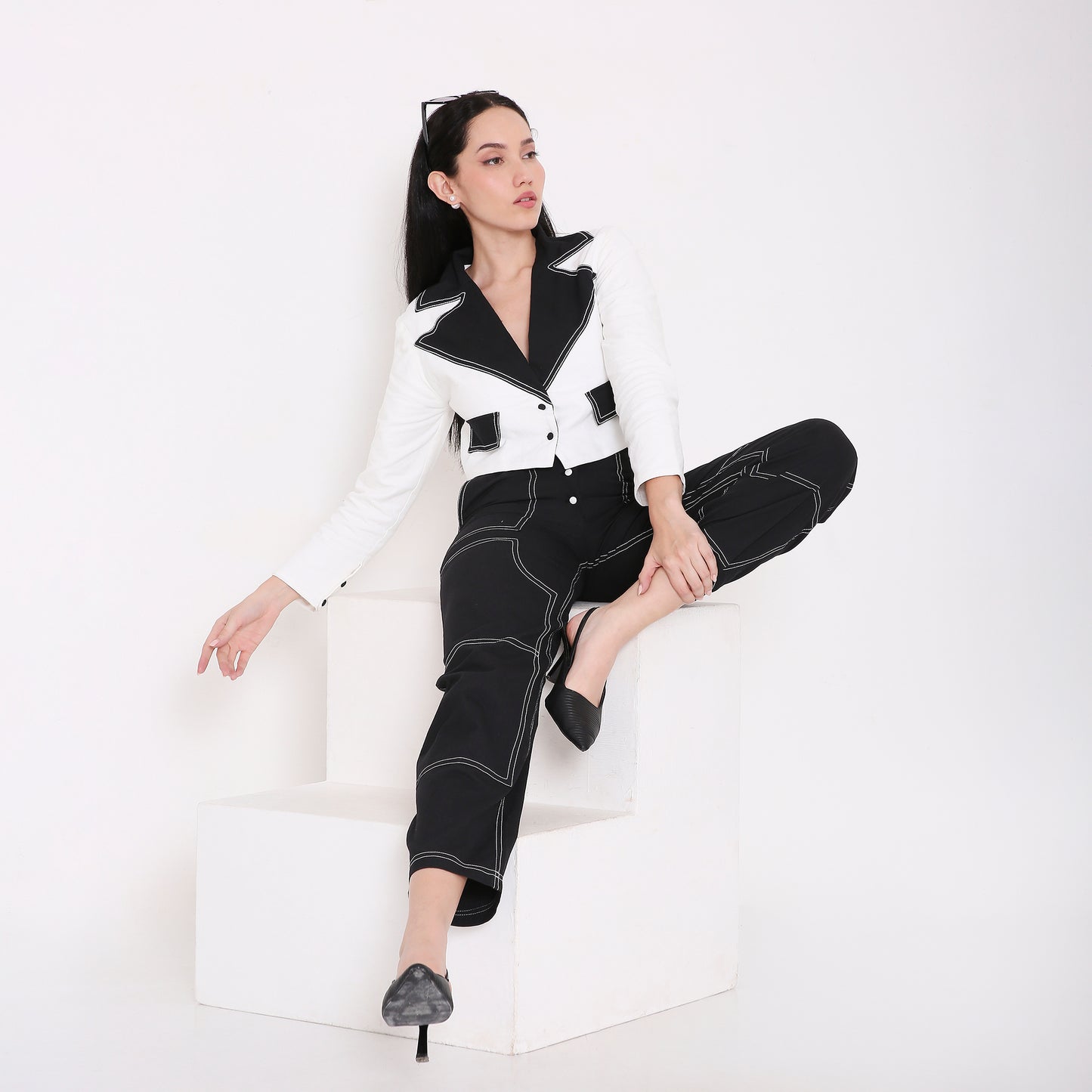 Cropped Monochrome Suit Jacket