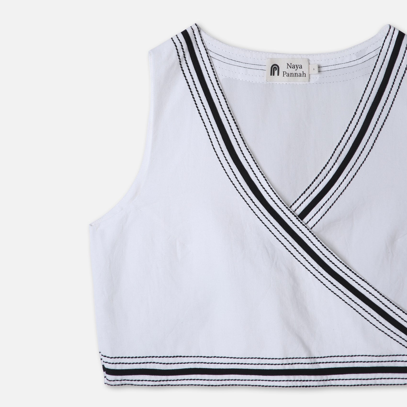 Piped Rib Crossover Tank